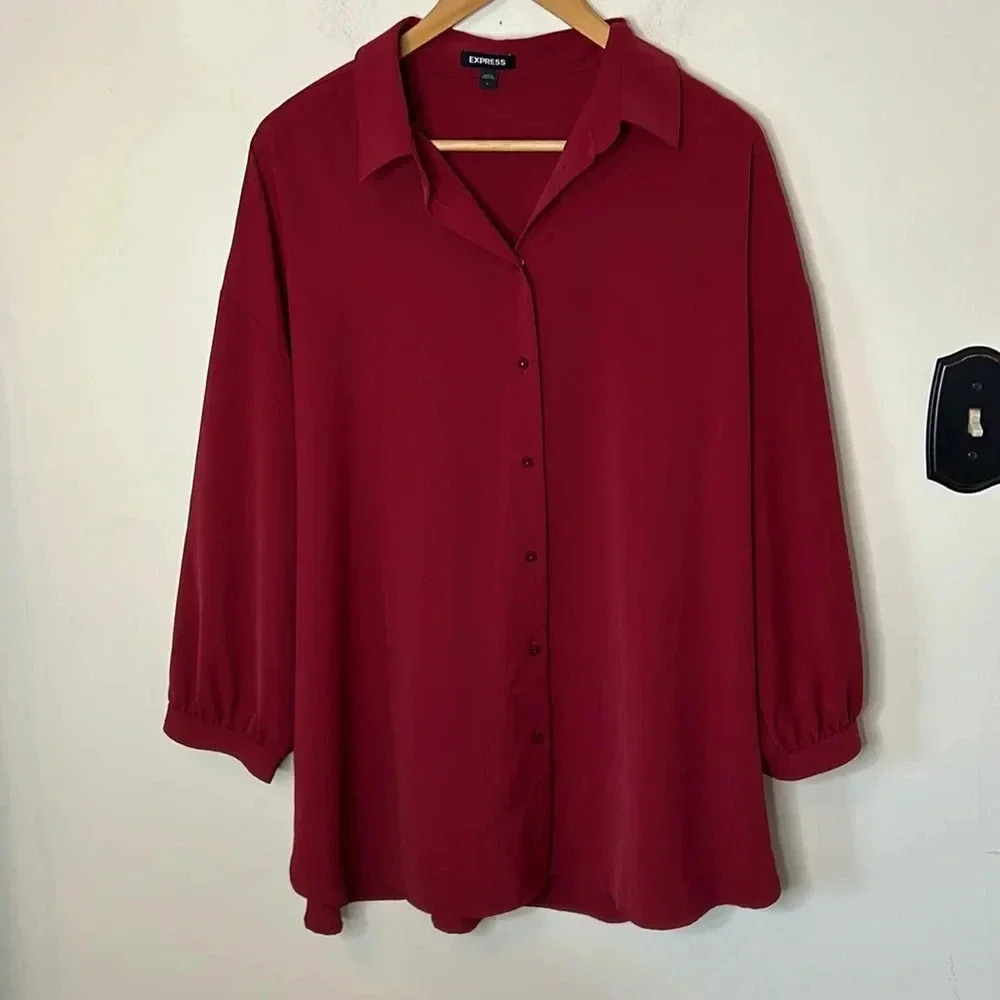 Red Express Button Down Size L